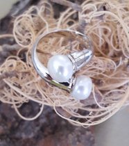 Perlenring mit fantastischen echten Perlen